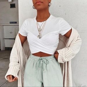 NWT! Kaia Crop Top - White 🤍 🖤
